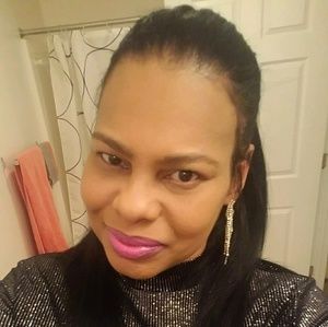 Meet your Posher, Denikia
